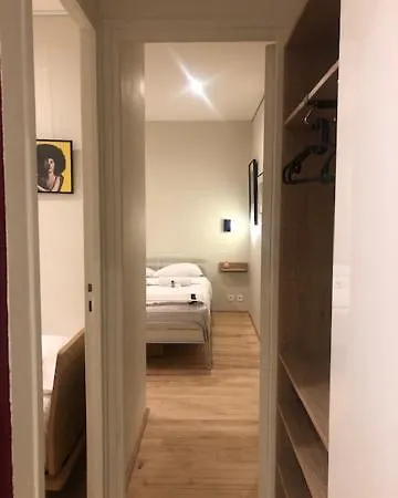 Апартаменты Studio Sur Cour Et Jardin En Plein Centre De Париж